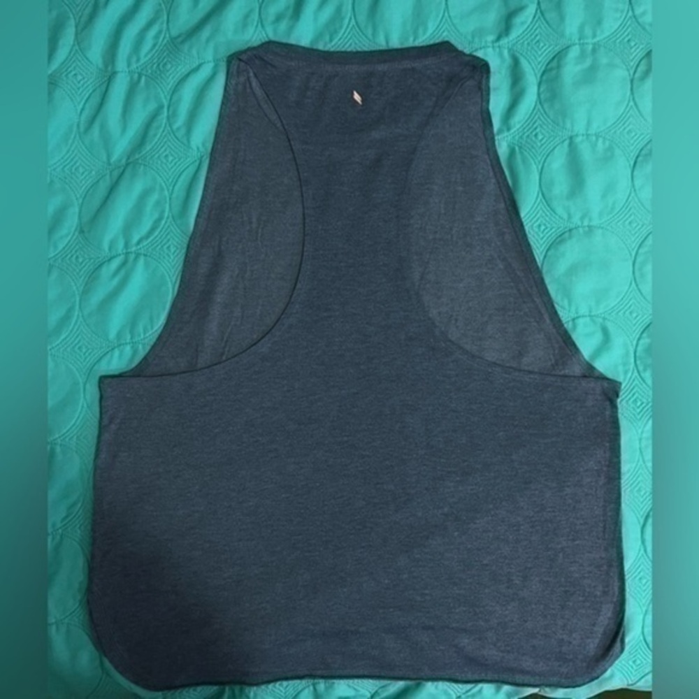 Women’s blue racer back tank size L